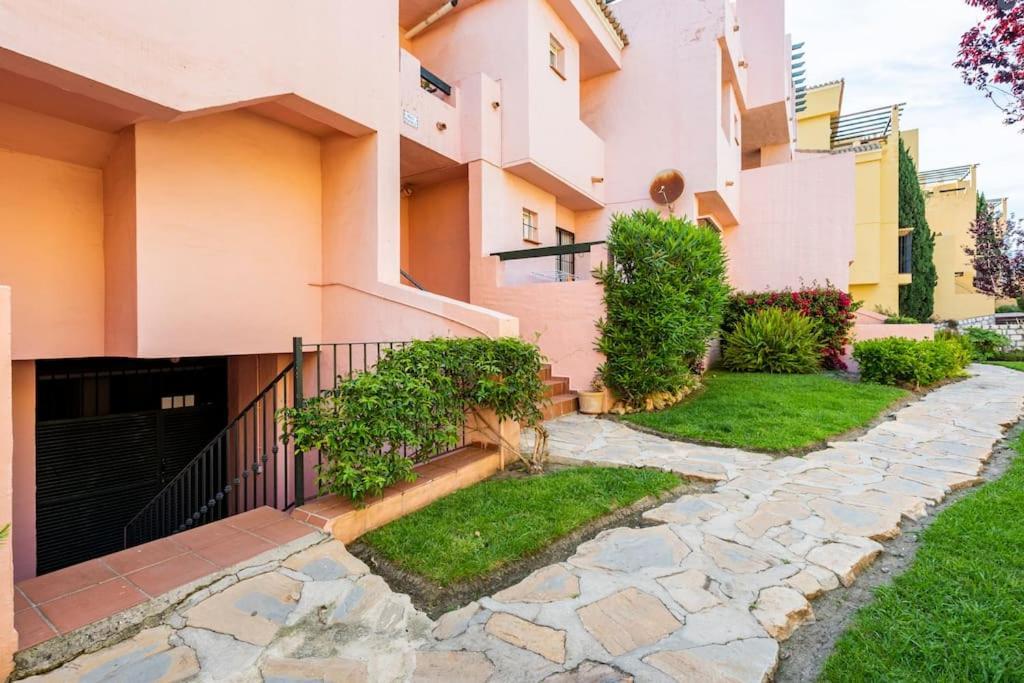 Apartamento En Marbella Guadalmina Primera Linea De Campo De Golf Los Cartujanos Extérieur photo