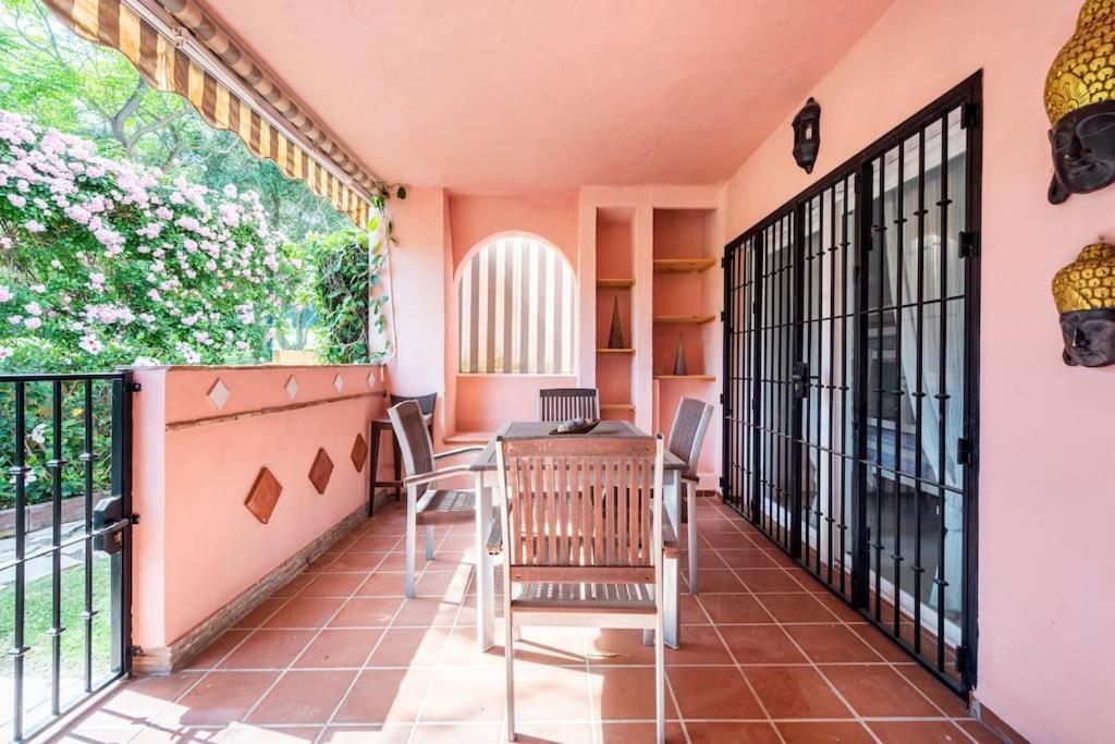 Apartamento En Marbella Guadalmina Primera Linea De Campo De Golf Los Cartujanos Extérieur photo